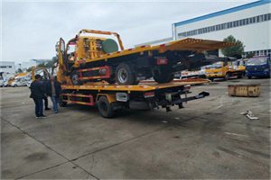 大安山同城汽车补胎